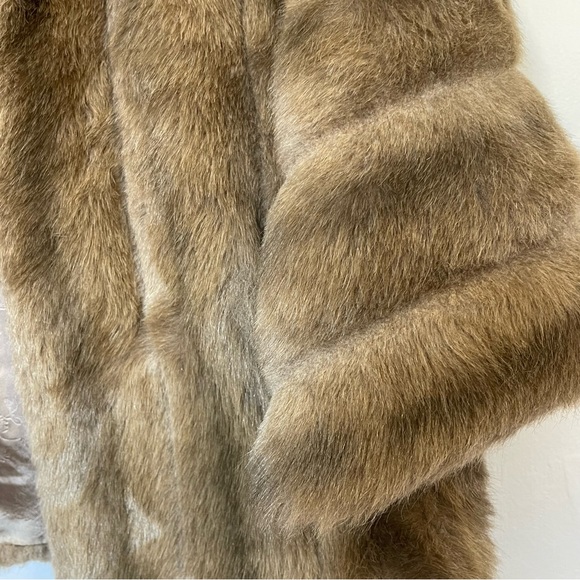 Vintage The Fashion Place by Sears Genuine Fur 100% Fur Pelt Jacket Shawl - Picture 5 of 14